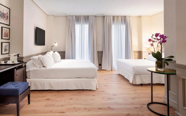 H10 Corregidor Boutique Hotel