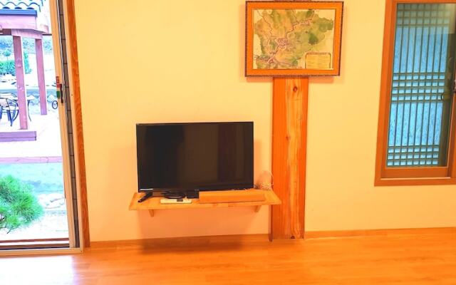 Danyang Sobaeksan Hanok Pension