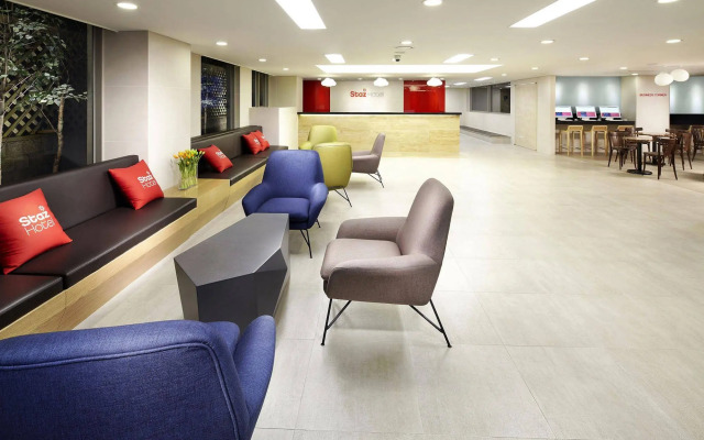 Travelodge Myeongdong Namsan