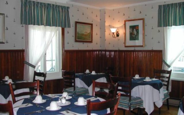 Auberge la maison sous les pins