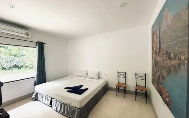 Titanic Stayin Premium View Hotel