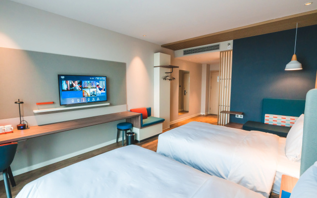 Holiday Inn Express Pengzhou Downtown by IHG
