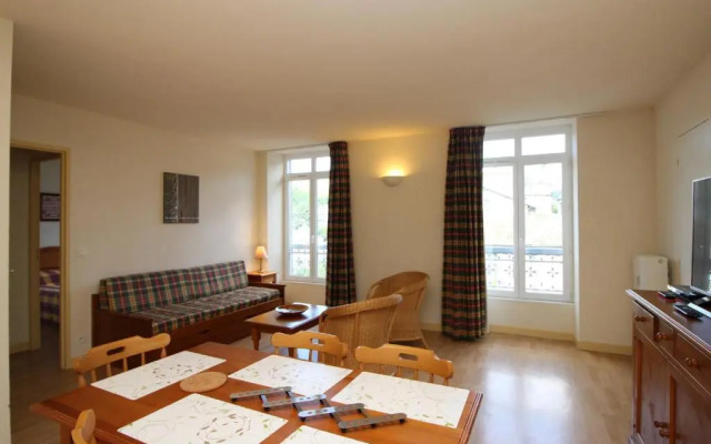 Appartement La Bourboule, 2 pièces, 5 personnes - FR-1-608-56