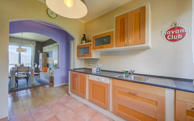 Easy Panorama Apartment Stresa Hill