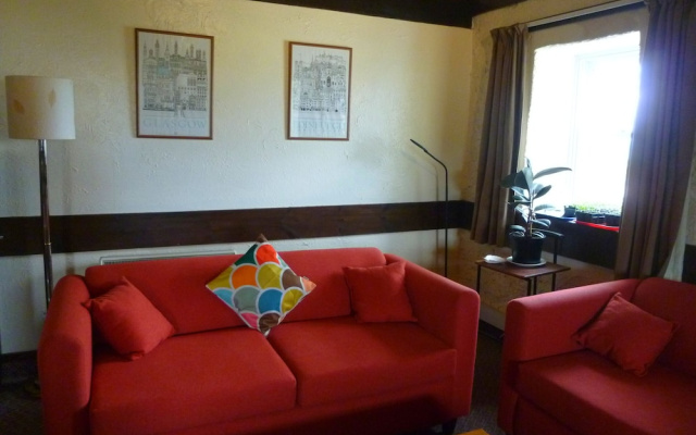 Port Charlotte Hotel
