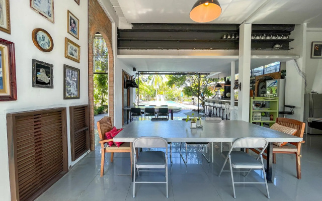 The Living Pool Villas