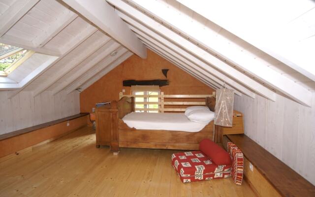 Cozy Home in Haut-du-them-château-lambert With Garden