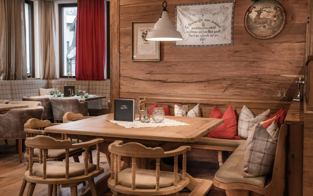 AlpenParks Hotel & Apartment Orgler