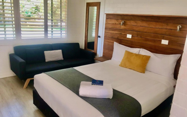 Pleasant Way River Lodge