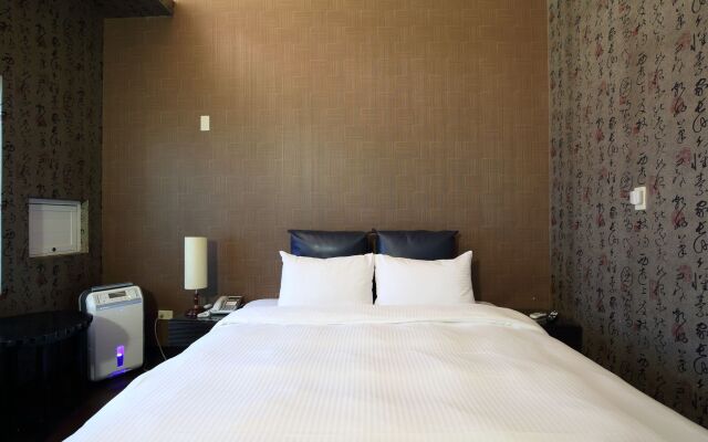 Cyuan Tang Hot Spring Hotel