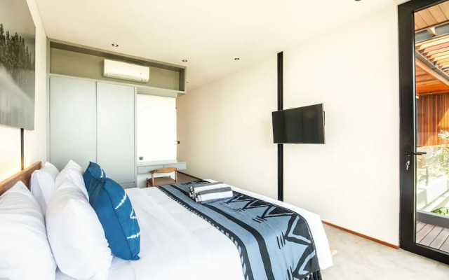 Elegant 5BR Villa Beach at 200m Canggu