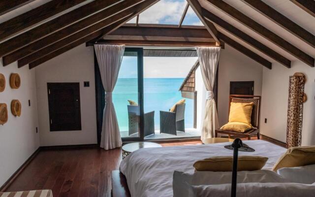 Tamarind Hills Resort & Villas