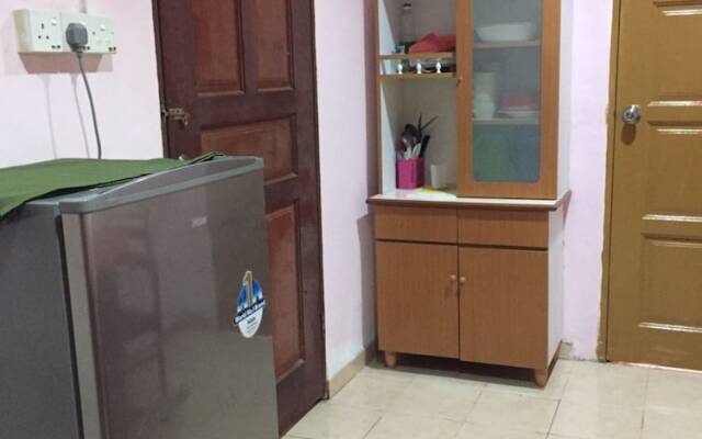 OYO Home 90352 Muan's Homestay