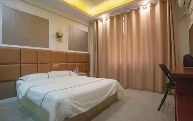 Fangchenggang Golden Harbor Holiday Hotel