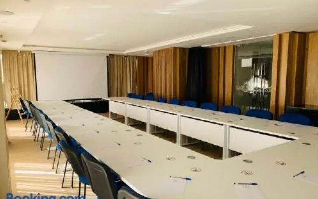 Hotel Yasmine