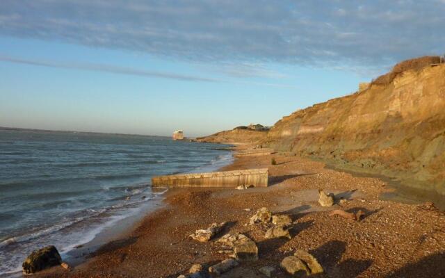 Sunny View, 87 Brambles Chine