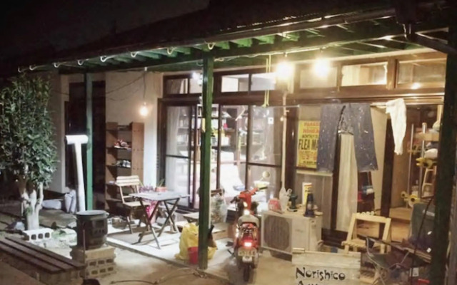 Norishico Auto Guest House - Hostel