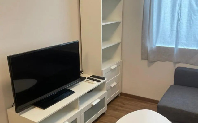 Top Center 2-BR Apartment with lovely Outdoor Area