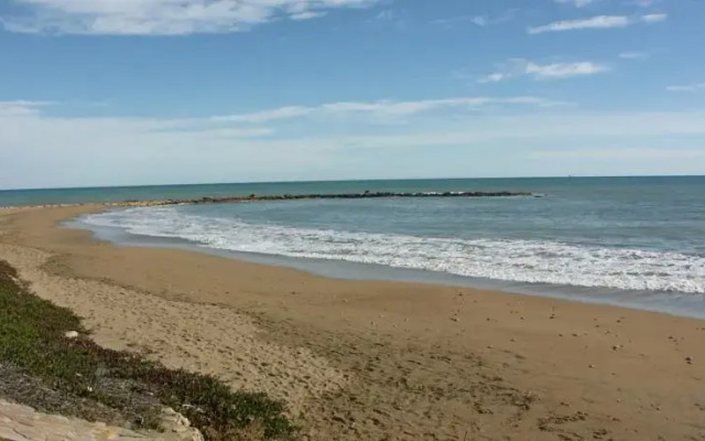 Valle Golf II by Golfinc