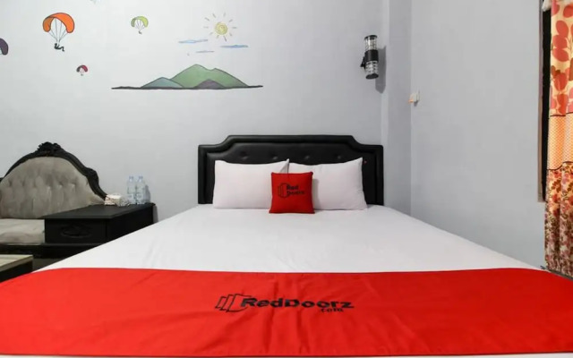 RedDoorz near Graha Saba UGM