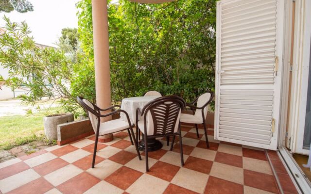 Apartment Dejan Seefeld in Tirol 33060