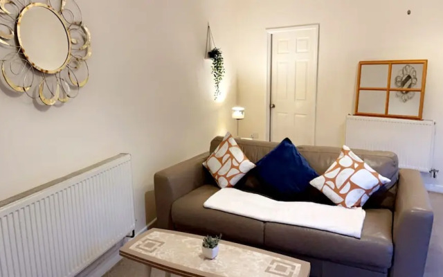 Impeccable 1-bed House in Pontefract
