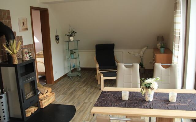 Apartment in Elpe With Balcony, Garden Furniture, Heating