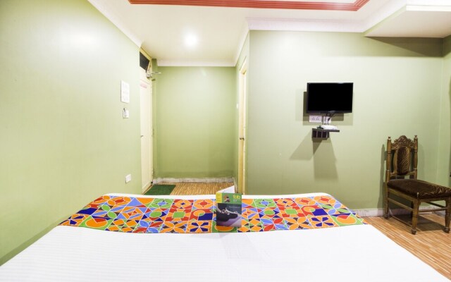 Goroomgo Mundrika Deluxe Patna