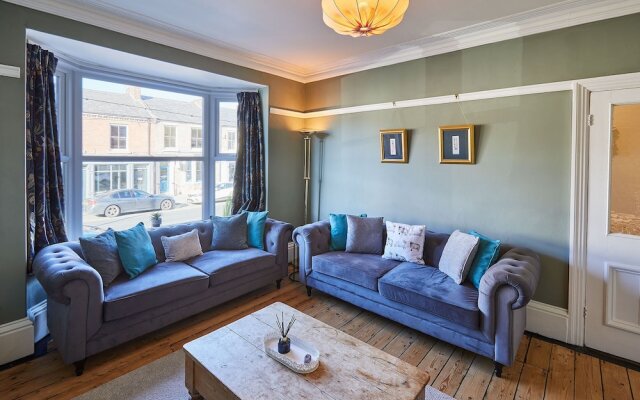 Host Stay High Street