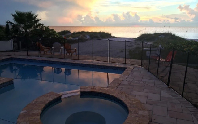 Sunshine's Hideaway by RedAwning