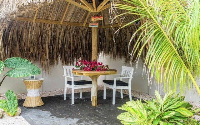 Luxurious Furnished Apartment Within Walking Distance of the Beach Curaçao