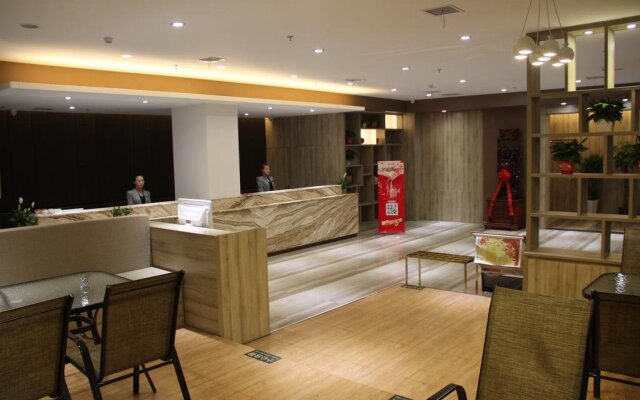 Apple Hotel