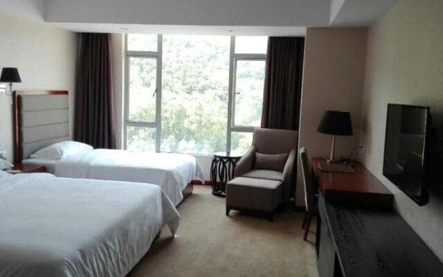 Golden Palm Hotel
