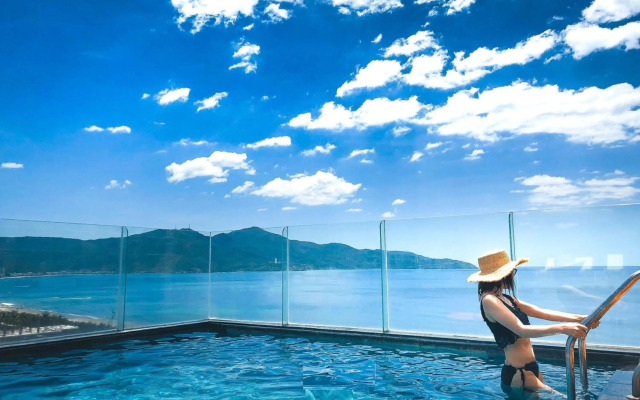Alani Sea View Hotel