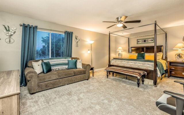Rusty Spur by BlueBarrel Homes