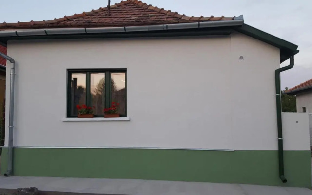 Zrínyi 11 Apartments