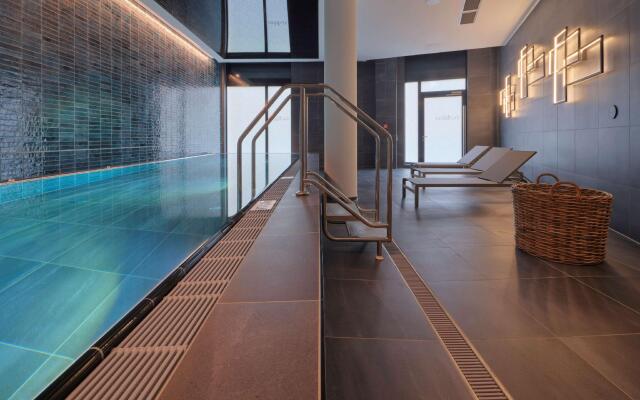 Отель Adina Apartment Hotel Cologne Германия, Кёльн - отзывы, цены и фото номеров - забронировать отель Adina Apartment Hotel Cologne онлайн