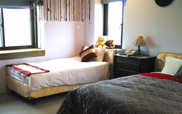 Riverbank B&B