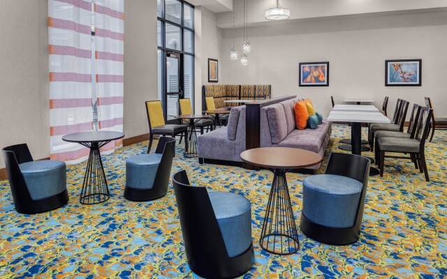 Homewood Suites by Hilton Wauwatosa Milwaukee