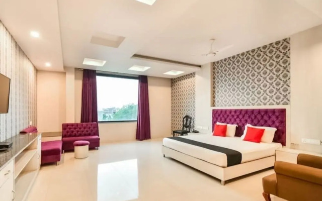 Hotel Royal Akshayam