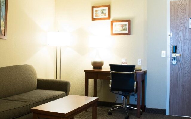 Comfort Inn & Suites