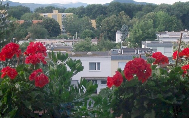 Apartment With 3 Bedrooms in Freiburg im Breisgau, With Furnished Balc