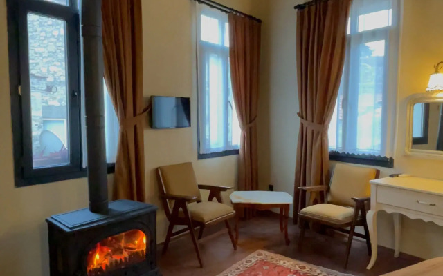 Sakli Tas Konak Otel