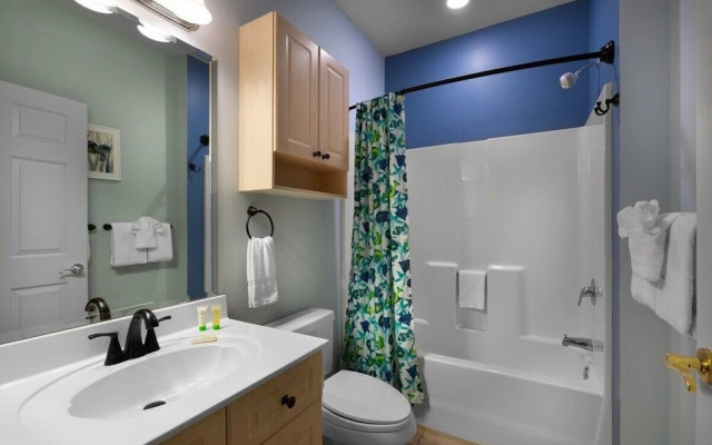 Magnolia Pointe 4887-201 3 Bedroom Condo