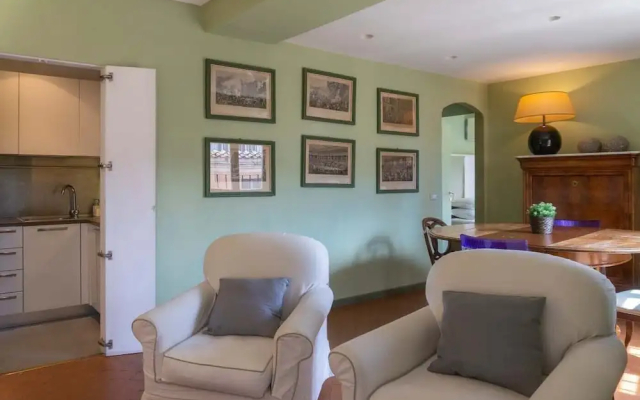 Piazza Venezia Charming Apartment