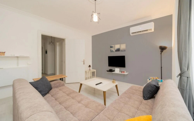 Fantastic Flat in Antalya With Shared Garden