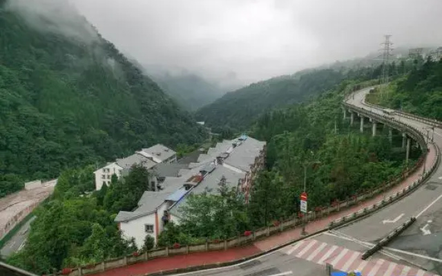 Chongqing Yueyuan Farm Stay