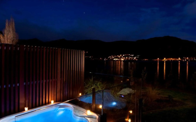 Hilton Queenstown Resort & Spa