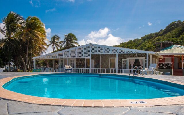 Kings Landing Hotel