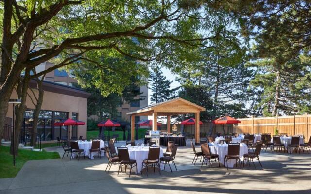 Element Toronto Airport